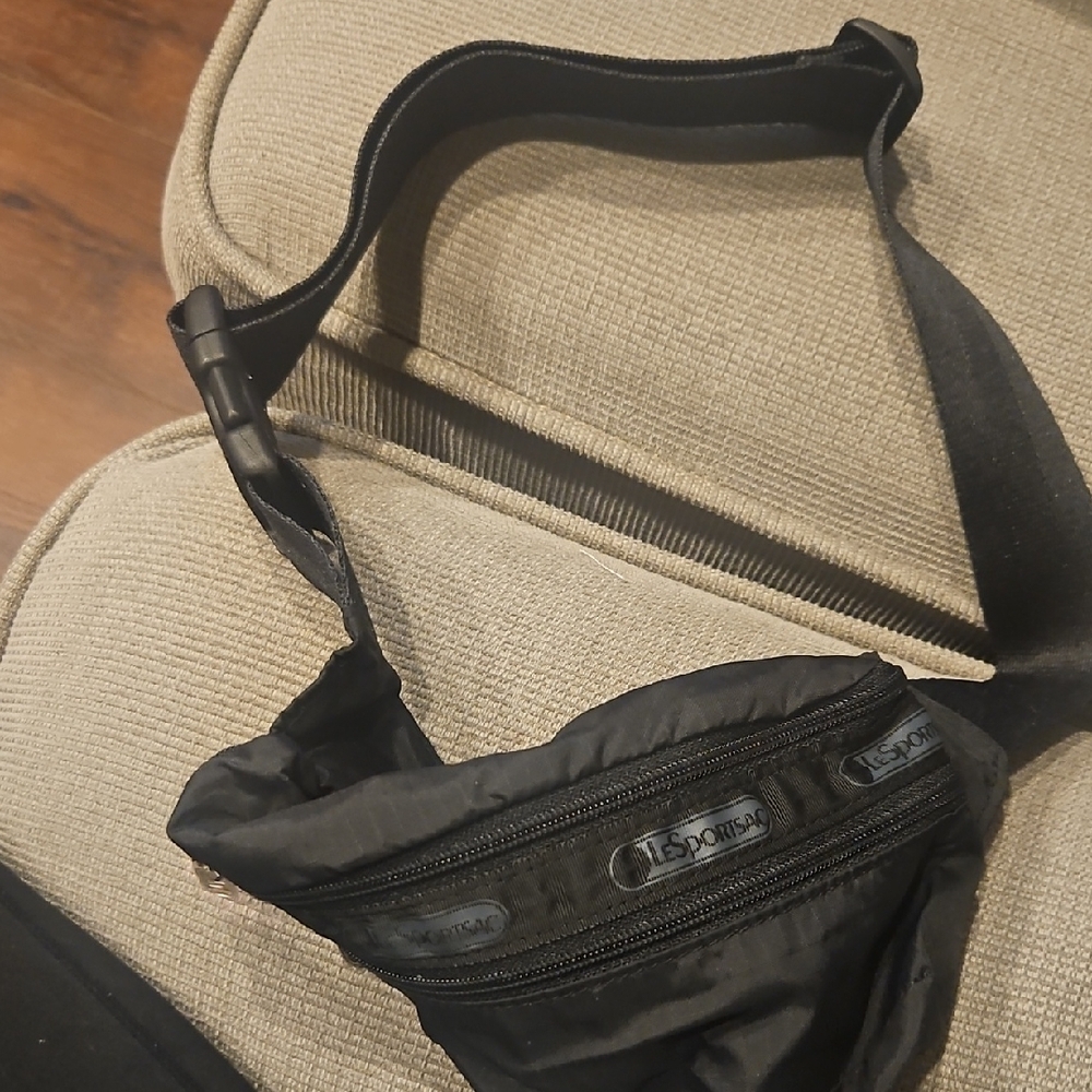 LeSportsac Charcoal Men's Belt Bag - Picture 2 of 2